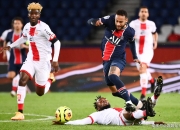 LOL决赛-摩纳哥队在比赛中大获全胜赢得掌声的简单介绍