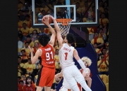 英雄联盟总决赛-亚洲球员在NBA比赛中引发热议