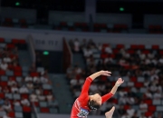 英雄联盟总决赛直播-精湛技艺！法国体操选手夺得冠军