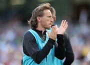 英雄联盟总决赛时间-包含AC米兰客场战平，实力保持稳定的词条