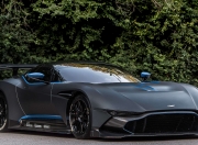 英雄联盟总决赛时间-孤胆英雄与铁血军团，詹姆斯的神迹与活塞末节的团队胜利