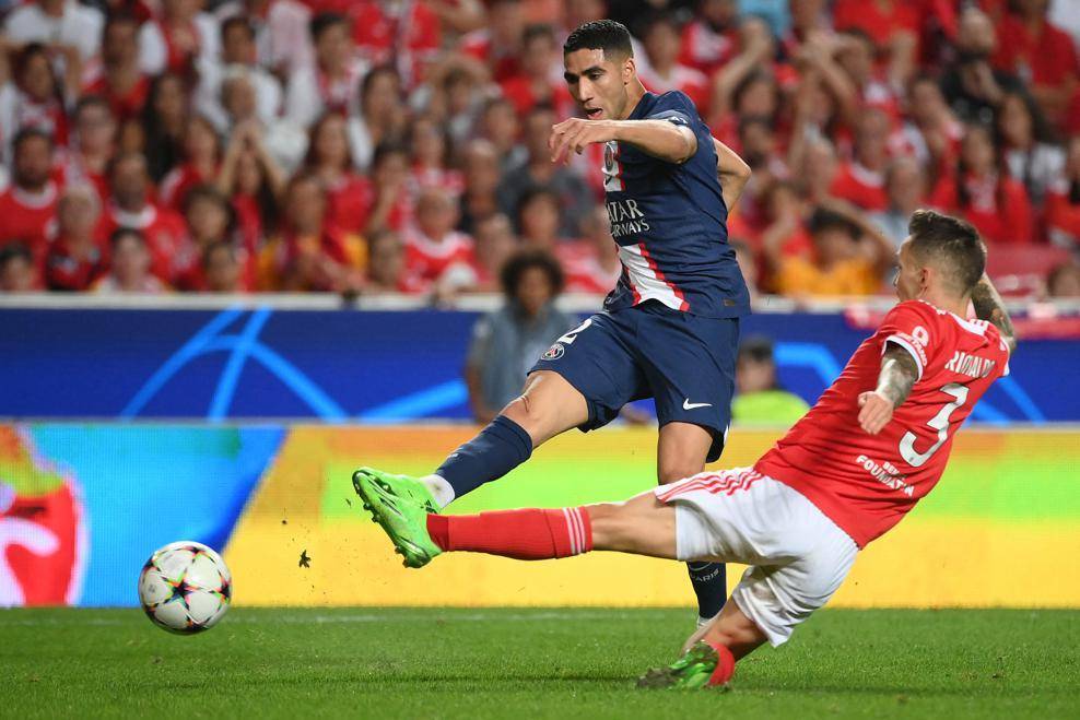 包含雷恩主场告捷,保持不败纪录的词条 包含雷恩主场告捷,保持不败纪录的词条