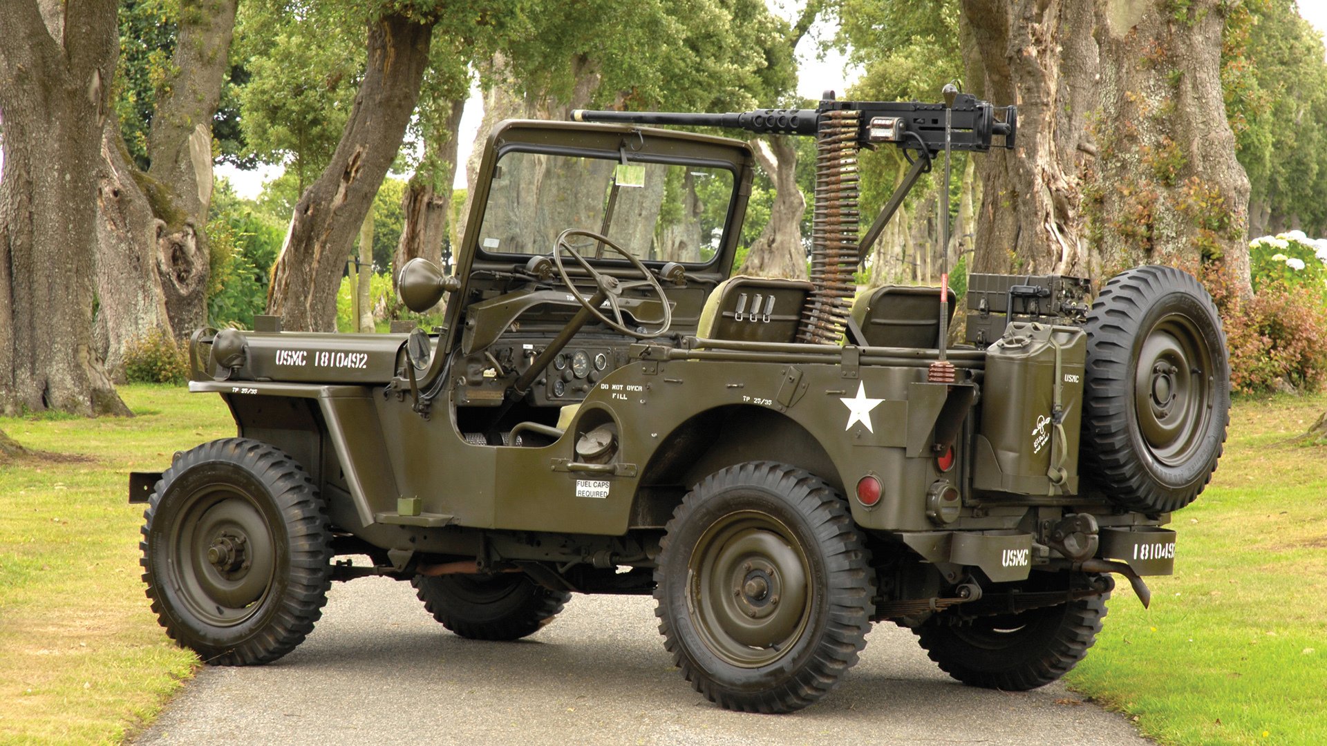 唯一性的双重奏，F1街道赛焦点战与勒沃库森翻盘尼日利亚的启示